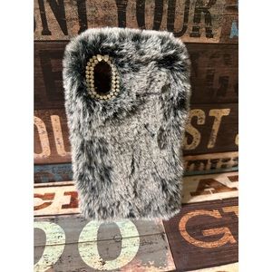 New Faux Fur iPhone X Case Holder
